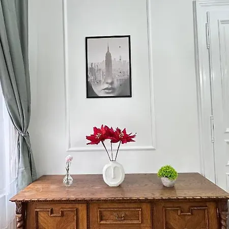 Jozsef 68 - Near Newyork Cafe 民宿 布达佩斯