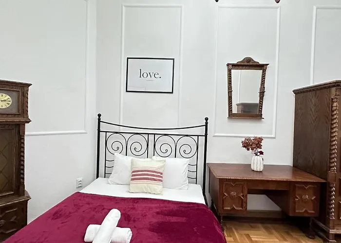 Privat bolig Jozsef 68 - Near Newyork Cafe Budapest